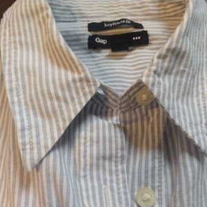 Gap Boyfriend Fit shirt, small